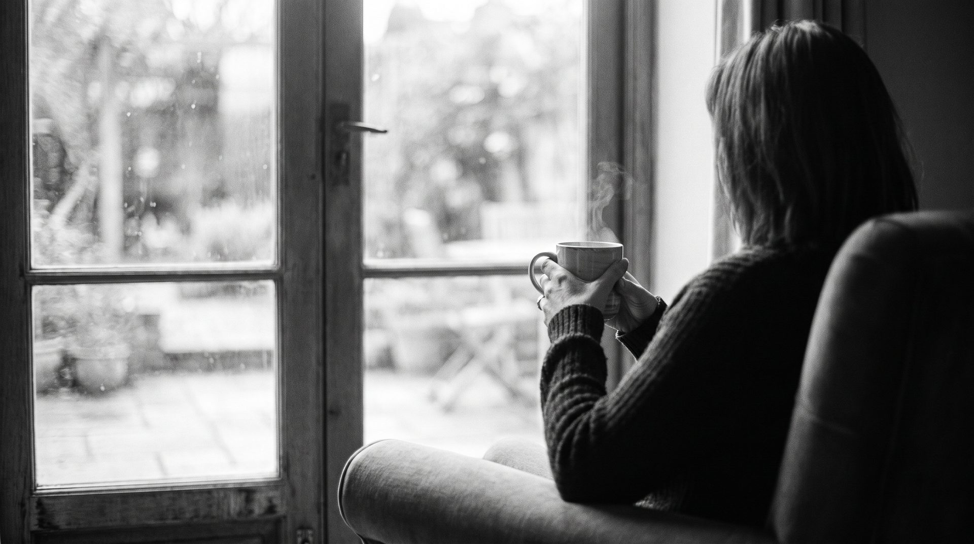 Journal hormone imbalance symptoms in women a 2026 guide